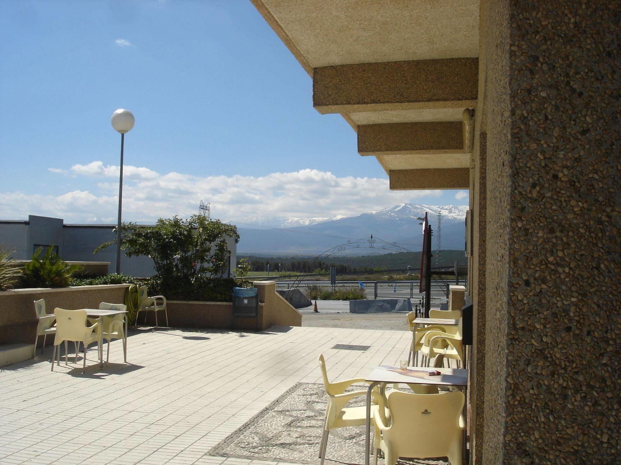 Hotel Vista Nevada Darro المظهر الخارجي الصورة