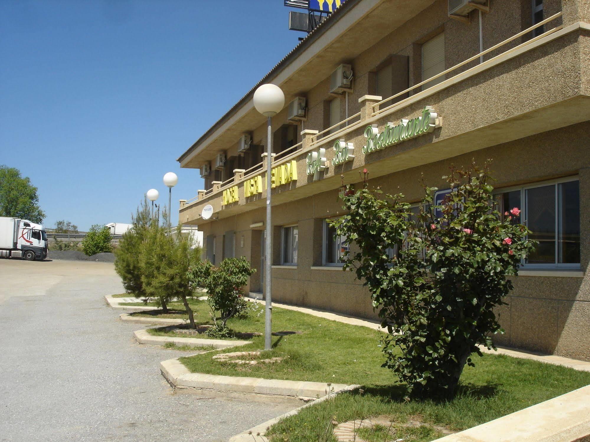 Hotel Vista Nevada Darro المظهر الخارجي الصورة